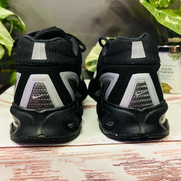 Men’s Nike MatchAir Torch 3 Athletic Shoes - Picture 4 of 8